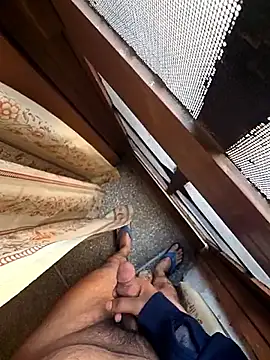 desir3dlund online show from 12.14.25