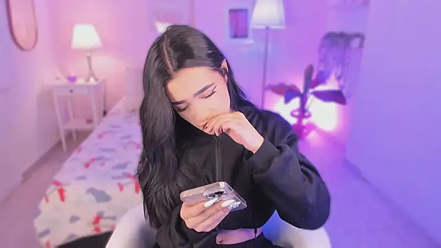 Snapshot of emma_soul1 chatting on 09.27.25 emma soul1 online show from 09.27.25