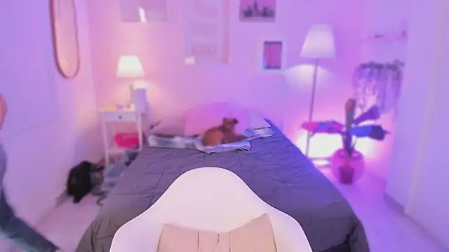 Snapshot of emma_soul1 chatting on 11.03.25 emma soul1 online show from 11.03.25