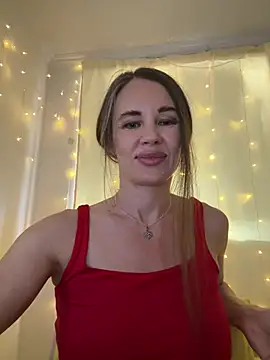 Snapshot of LucieMack chatting on 07.07.26 LucieMack online show from 07.07.26