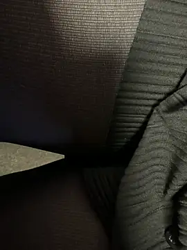 HiddenHoneyLDN online show from 02.12.26