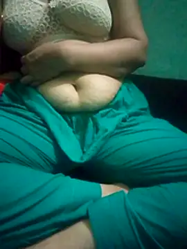 Maria Mahi online show from 11.28.25