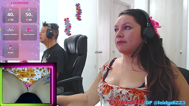 leidydi223 online show from 09.19.25