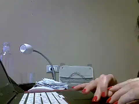 ITALIANASISIXX online show from 01.28.25