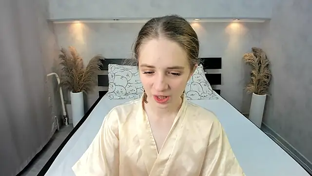 Camilla Kelly online show from 10.22.25