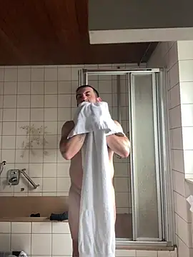 Snapshot of andrey1887 chatting on 05.15.26 andrey1887 online show from 05.15.26