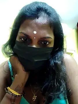 Snapshot of Honey_rosetamil chatting on 10.27.25 Honey rosetamil online show from 10.27.25