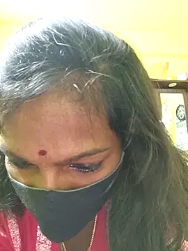 Snapshot of Honey_rosetamil chatting on 11.06.25 Honey rosetamil online show from 11.06.25