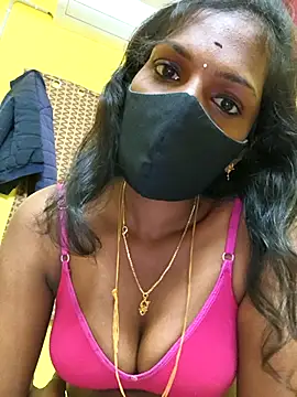 Snapshot of Honey_rosetamil chatting on 11.06.25 Honey rosetamil online show from 11.06.25