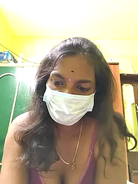 Snapshot of Honey_rosetamil chatting on 12.16.25 Honey rosetamil online show from 12.16.25