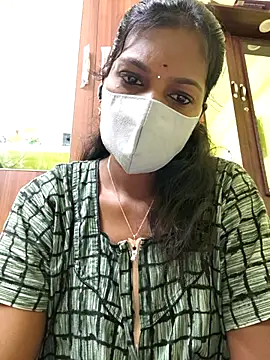 Snapshot of Honey_rosetamil chatting on 01.12.26 Honey rosetamil online show from 01.12.26