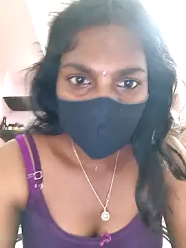 Snapshot of Honey_rosetamil chatting on 02.15.26 Honey rosetamil online show from 02.15.26