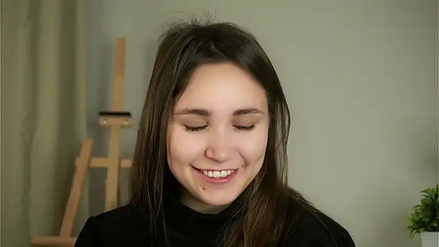 EthalFlowers online show from 10.19.25