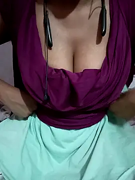 kaviyaponnu0987 online show from 03.22.26