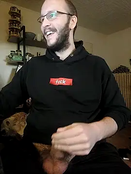 Snapshot of _SpicyStuff_@xh chatting on 09.17.25 SpicyStuff xh online show from 09.17.25