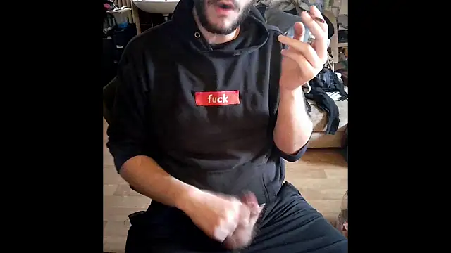 Snapshot of _SpicyStuff_@xh chatting on 11.29.25 SpicyStuff xh online show from 11.29.25