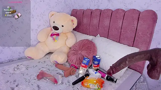 miathonson769 online show from 09.24.25