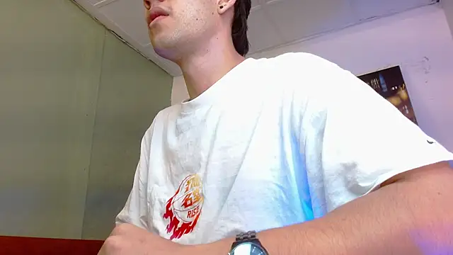 Snapshot of alexgiraldo__ chatting on 07.22.26 alexgiraldo online show from 07.22.26
