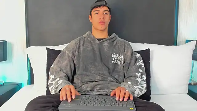 Snapshot of JacobBikerr chatting on 09.16.25 JacobBikerr online show from 09.16.25