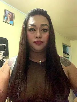 Snapshot of EmmaKantutera chatting on 01.17.26 EmmaKantutera online show from 01.17.26