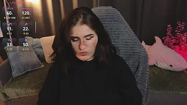 Snapshot of Dark_Shine chatting on 02.10.26 Dark Shine online show from 02.10.26