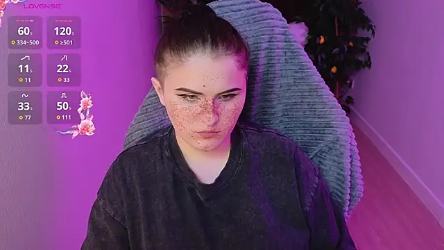 Snapshot of Dark_Shine chatting on 02.21.26 Dark Shine online show from 02.21.26