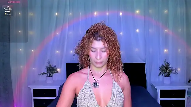 Evolet Bee online show from 03.04.26