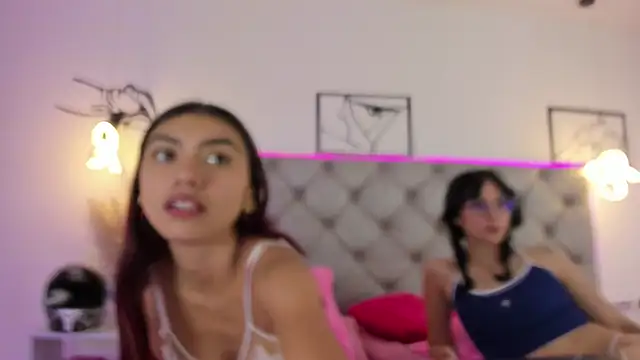 Naughty Couple83 online show from 11.06.25