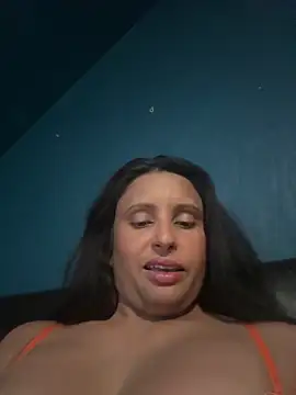 Snapshot of Angelaarayexx chatting on 04.30.26 Angelaarayexx online show from 04.30.26