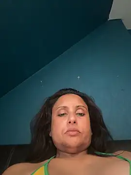 Snapshot of Angelaarayexx chatting on 05.24.26 Angelaarayexx online show from 05.24.26