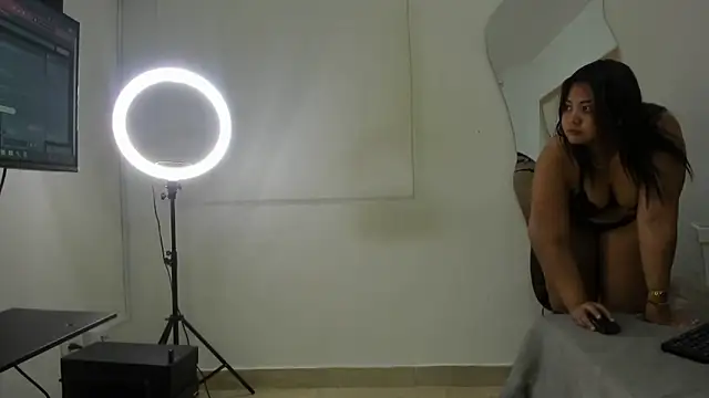 Snapshot of arielasm chatting on 01.16.26 arielasm online show from 01.16.26