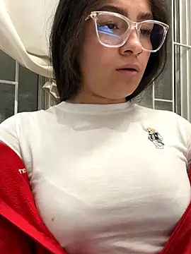 Alyha Cortes online show from 11.15.25