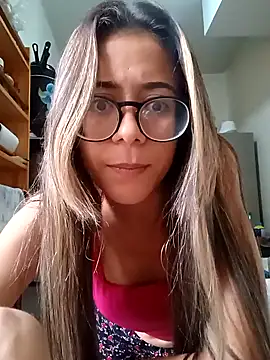 Snapshot of vivizinha27 chatting on 05.31.26 vivizinha27 online show from 05.31.26