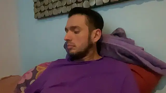 Alexitho25 online show from 10.21.25