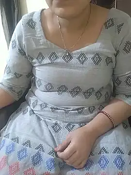 Snapshot of Diya-Sharmaa chatting on 10.23.25 Diya-Sharmaa online show from 10.23.25