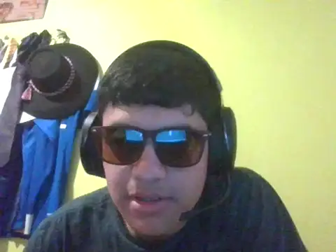 Snapshot of juanfritaa21 chatting on 09.29.25 juanfritaa21 online show from 09.29.25