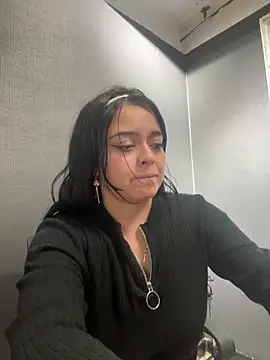 Emily Rivers  online show from 11.15.25