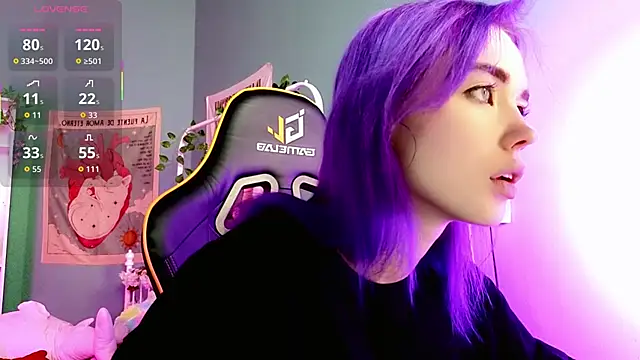 Kiara Dream online show from 11.12.25