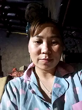 Snapshot of Mpchaola chatting on 04.21.26 Mpchaola online show from 04.21.26