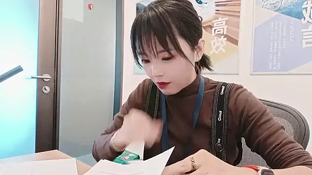 KKMM168 online show from 10.29.25