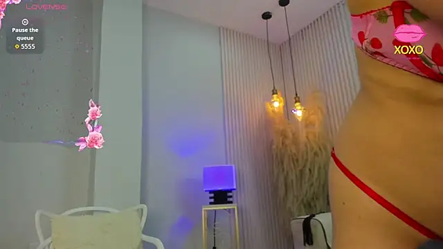 emma  rose1 online show from 02.12.26