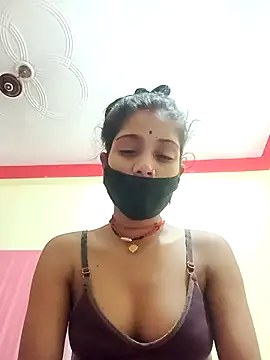 Snapshot of Basanti_143 chatting on 10.06.25 Basanti 143 online show from 10.06.25