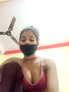 Snapshot of Basanti_143 chatting on 10.09.25 Basanti 143 online show from 10.09.25