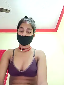 Snapshot of Basanti_143 chatting on 10.27.25 Basanti 143 online show from 10.27.25
