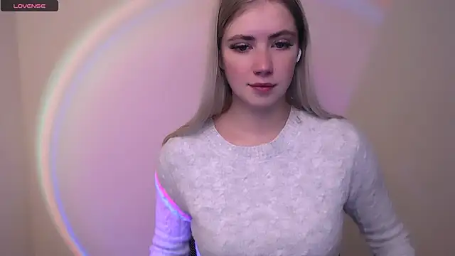 AliceHotty  online show from 10.20.25