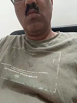 moonflower25 online show from 04.08.26