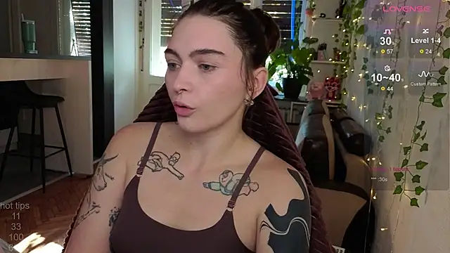 Snapshot of dorfmatratze__ chatting on 10.19.25 dorfmatratze online show from 10.19.25