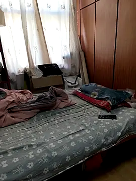 huanhuanaaaaa online show from 12.04.25