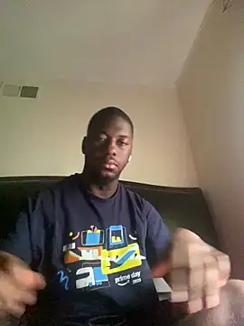 Snapshot of ThickDic28 chatting on 06.18.26 ThickDic28 online show from 06.18.26
