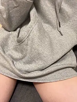 Snapshot of koooouhekko chatting on 10.26.25 koooouhekko online show from 10.26.25